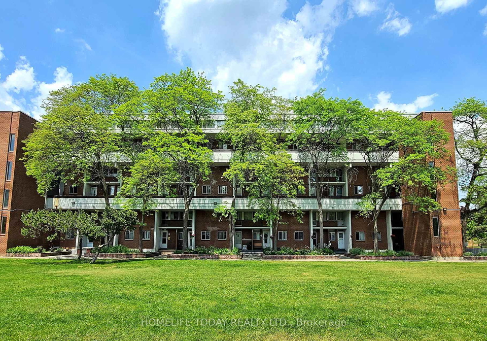 155-leeward-glenway-east-york-ontario-c12337922
