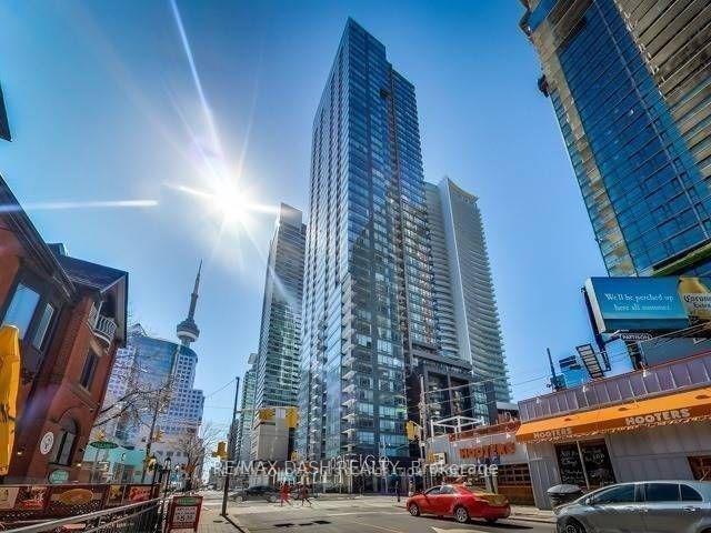 295-adelaide-street-w-toronto-ontario-c12338022
