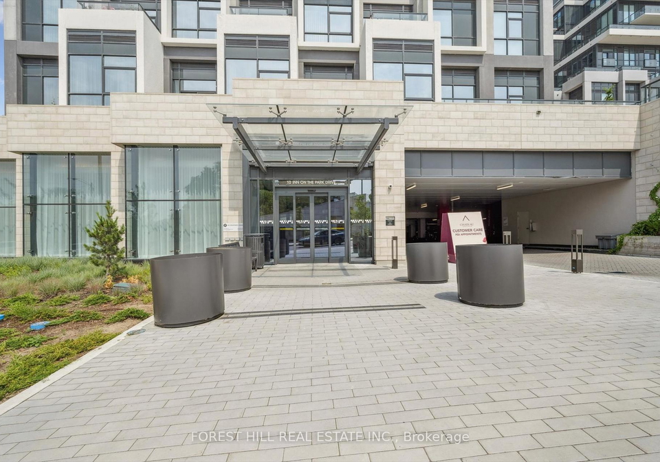 10-inn-on-the-park-drive-north-york-ontario-c12338086