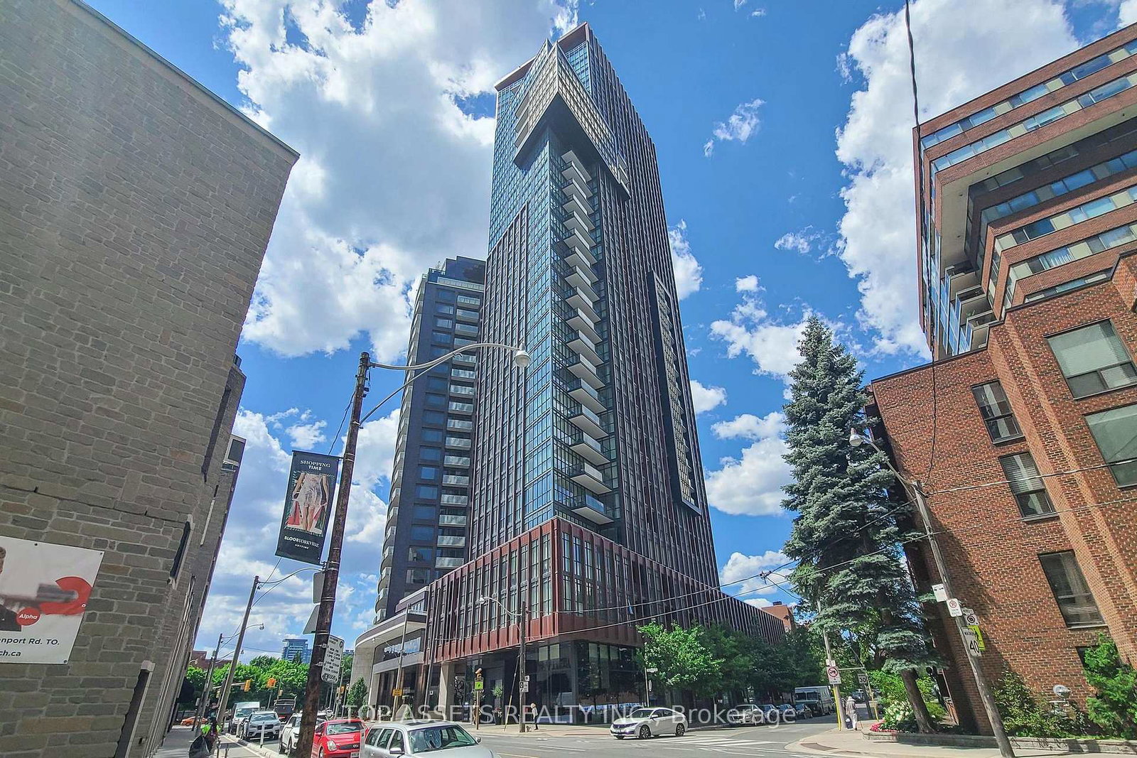 32-davenport-road-toronto-ontario-c12338094