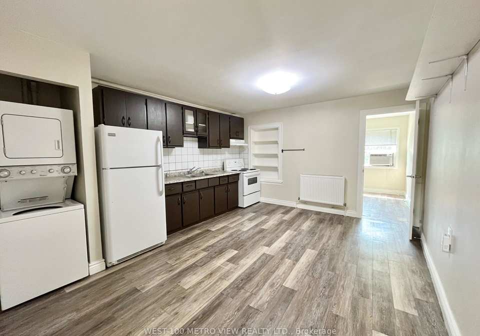 1321-dundas-street-w-toronto-ontario-c12338153