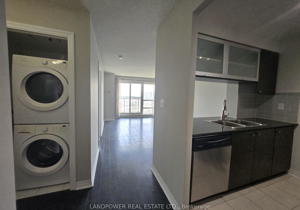 2015-sheppard-avenue-e-north-york-ontario-c12338206