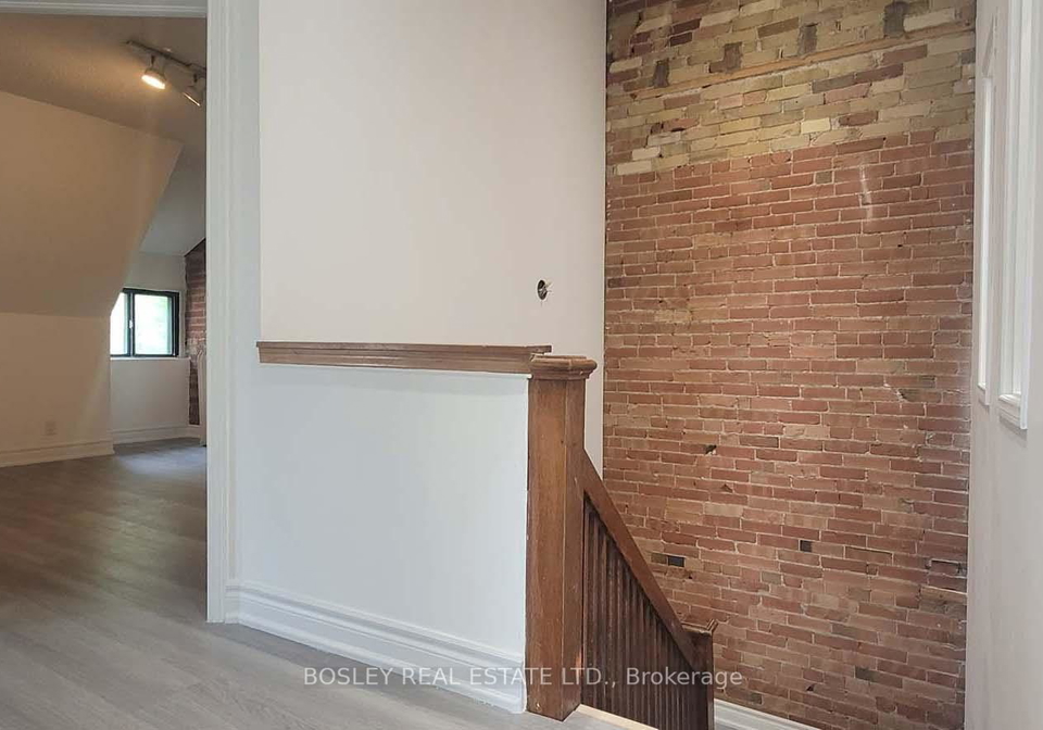 166-spadina-road-toronto-ontario-c12338207