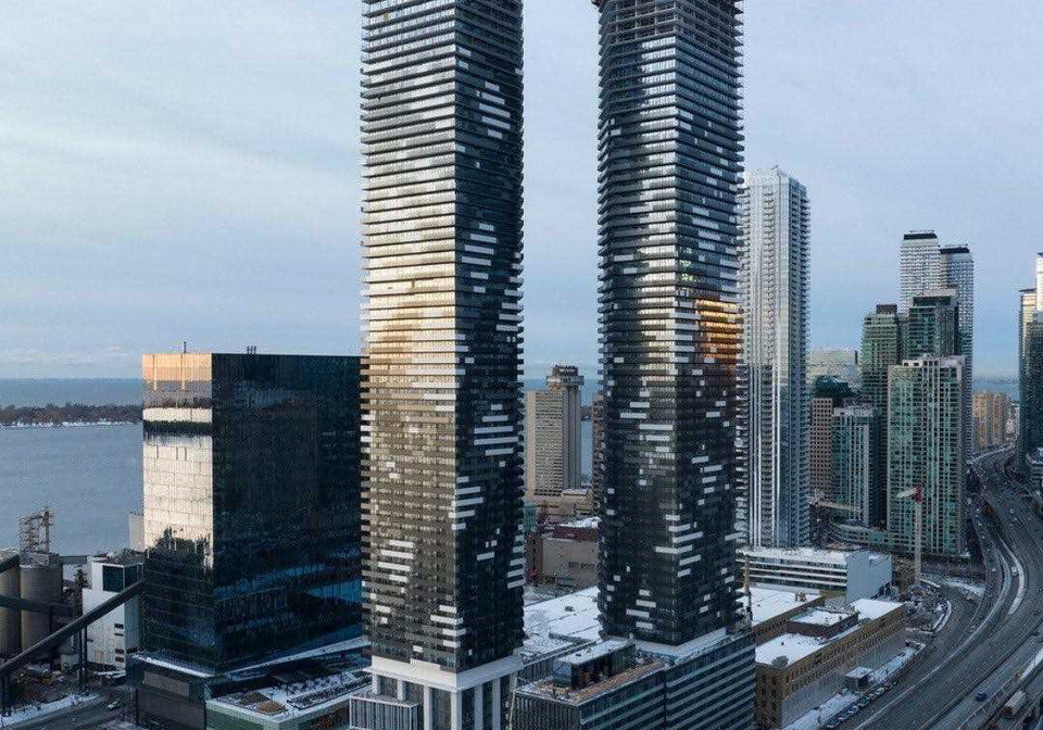 138-downes-street-toronto-ontario-c12338212