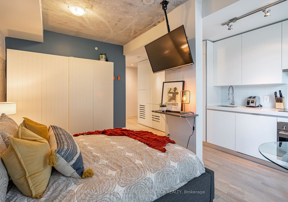 38-stewart-street-toronto-ontario-c12338281