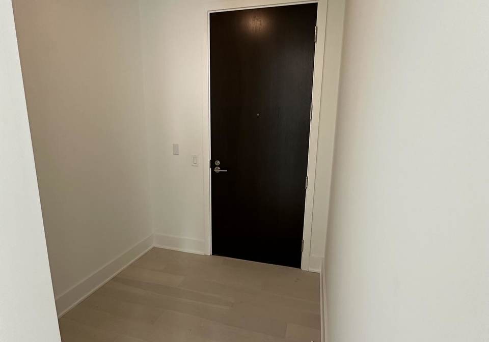 11-yorkville-avenue-toronto-ontario-c12338366