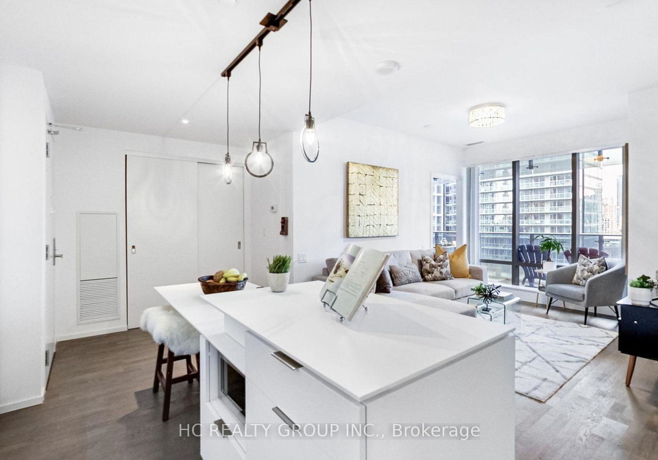 5-st-joseph-street-toronto-ontario-c12338655