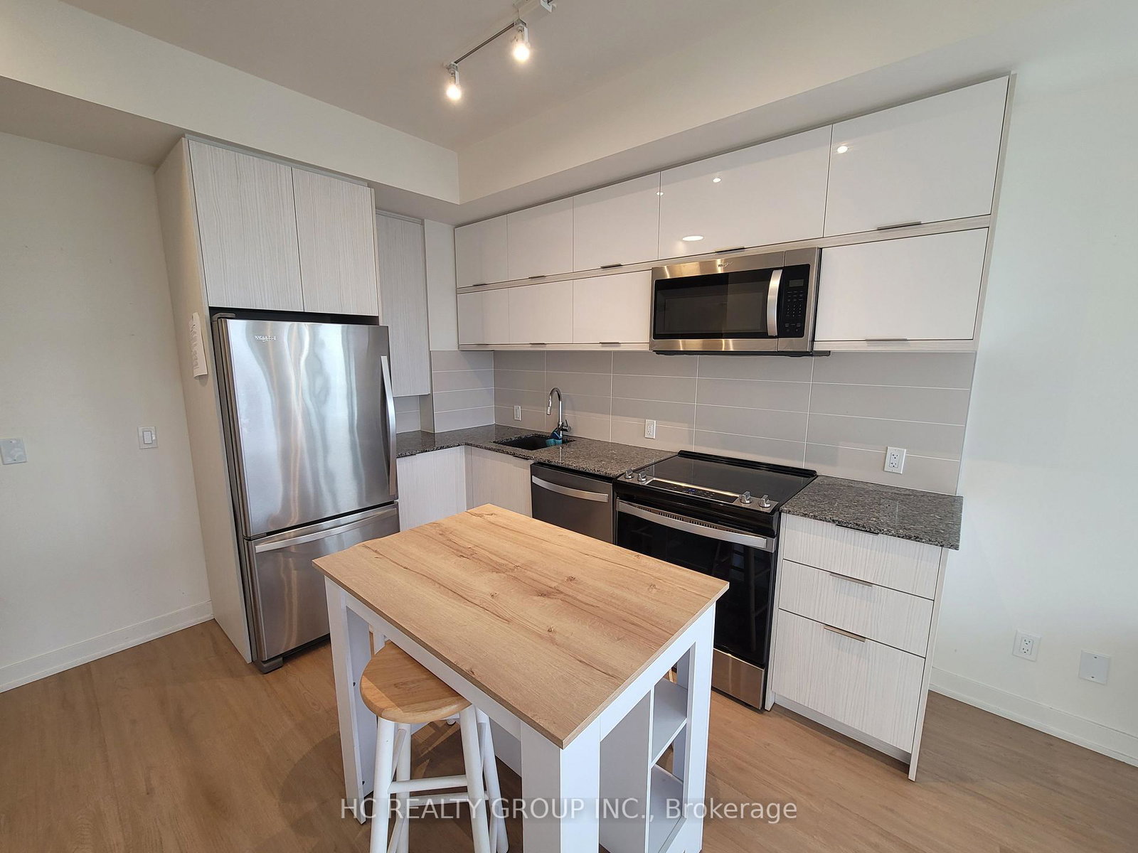 10-deerlick-court-north-york-ontario-c12338657