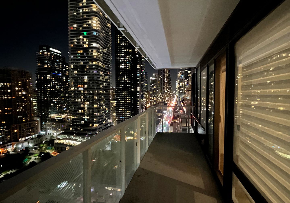 501-yonge-street-toronto-ontario-c12338703