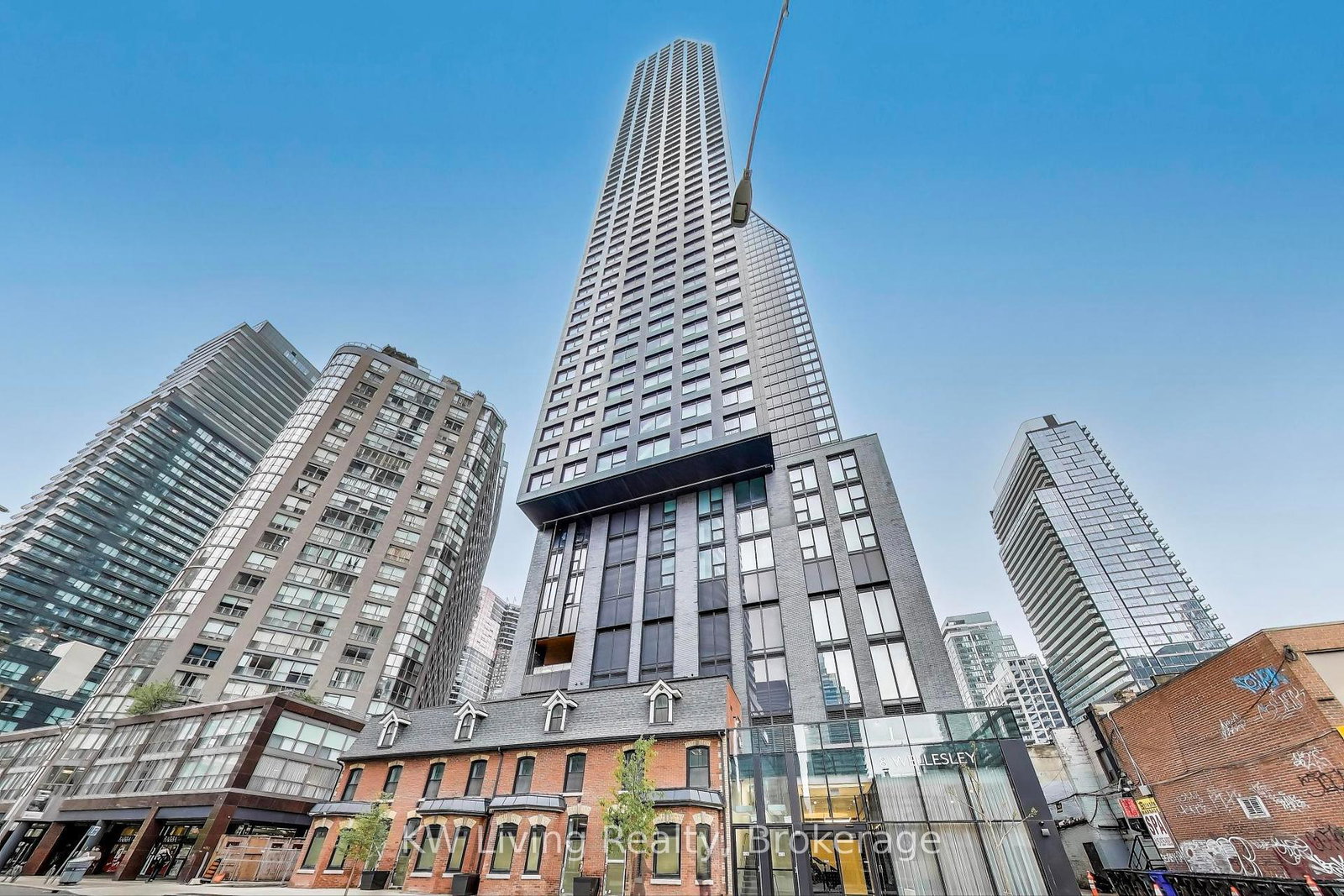 8-wellesley-street-w-toronto-ontario-c12338877
