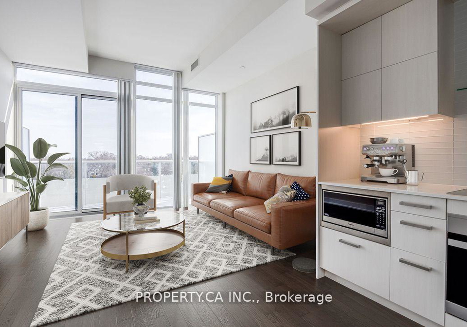 3018-yonge-street-toronto-ontario-c12338922
