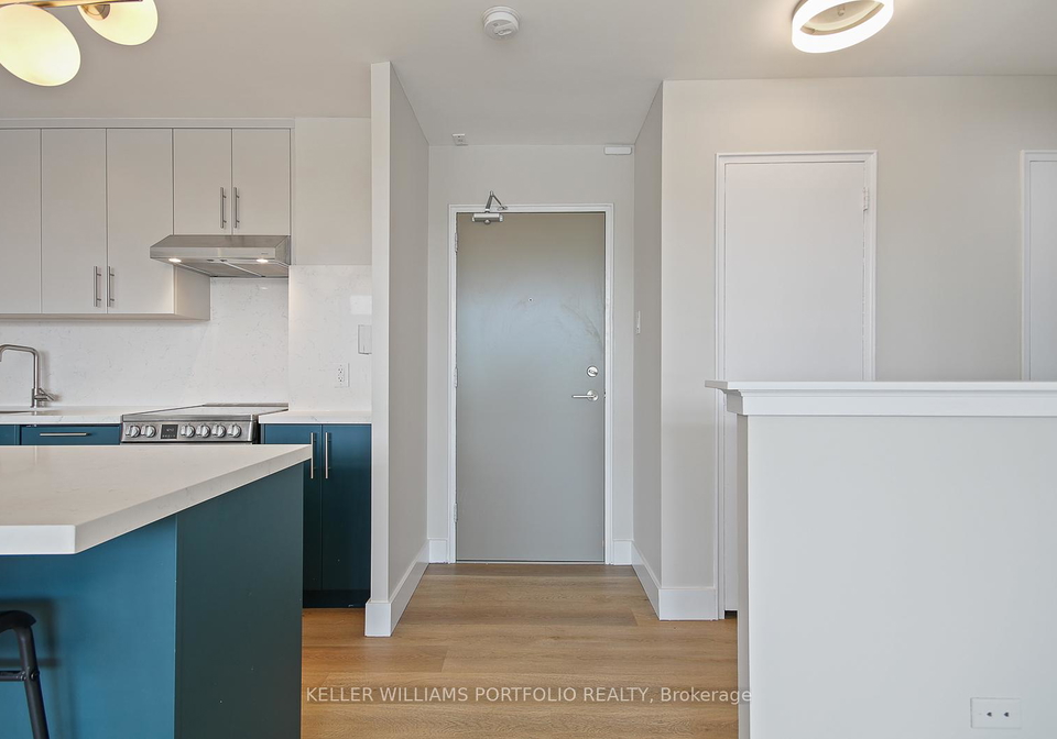 580-christie-street-toronto-ontario-c12338993