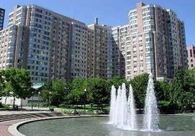 717-bay-street-toronto-ontario-c12339034