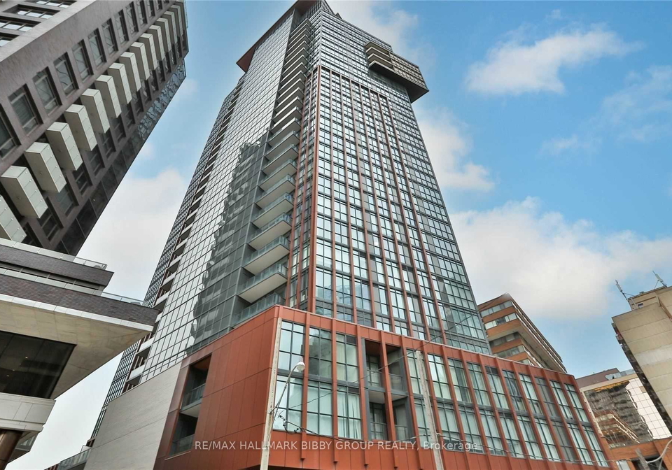 32-davenport-road-toronto-ontario-c12339140