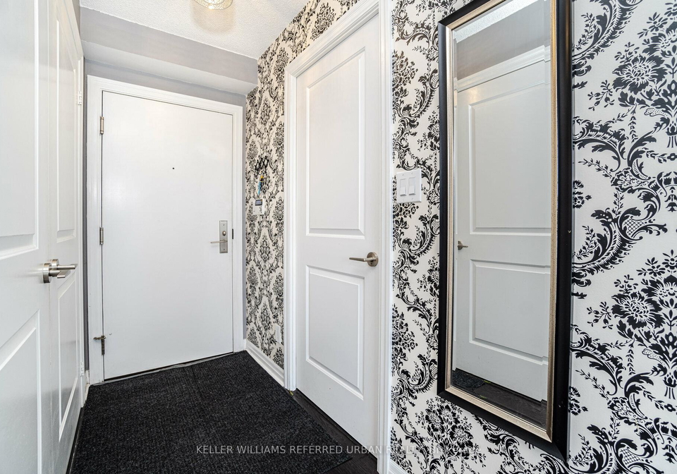 2035-sheppard-avenue-e-north-york-ontario-c12339278