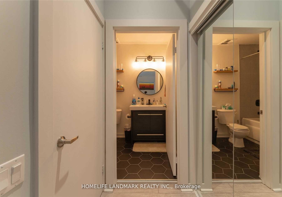 81a-front-street-e-toronto-ontario-c12339535