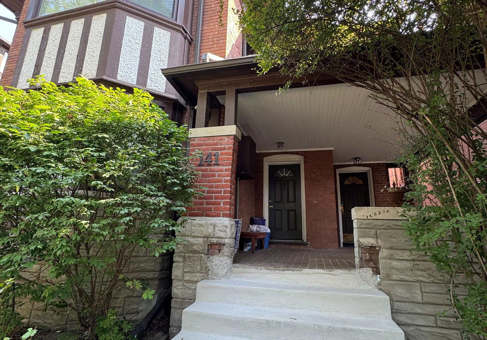 141-admiral-road-toronto-ontario-c12339573