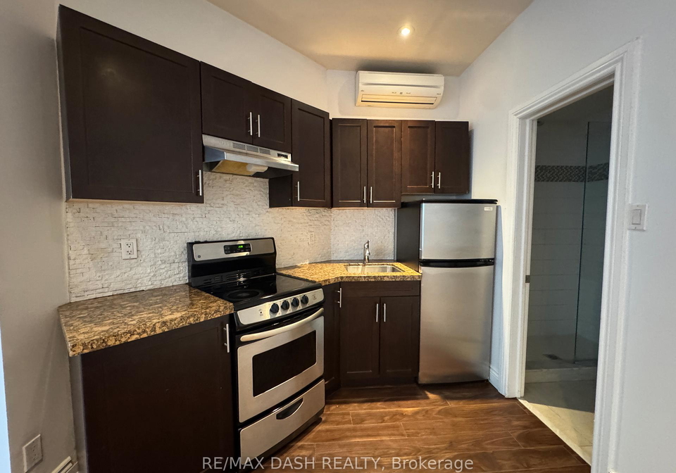 141-admiral-road-toronto-ontario-c12339573