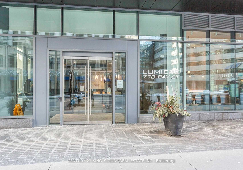 770-bay-street-toronto-ontario-c12339603