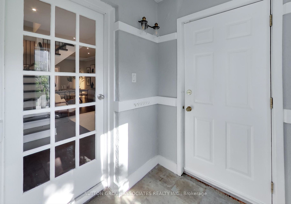 177-humewood-drive-toronto-ontario-c12339606