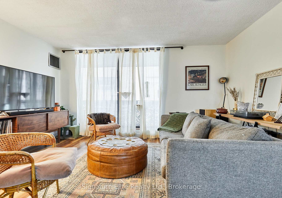 212-st-george-street-toronto-ontario-c12339646