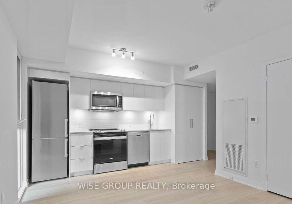 500-wilson-avenue-toronto-ontario-c12339772