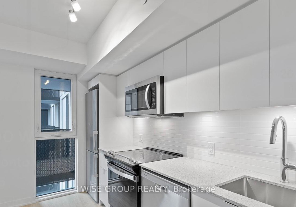 500-wilson-avenue-toronto-ontario-c12339772