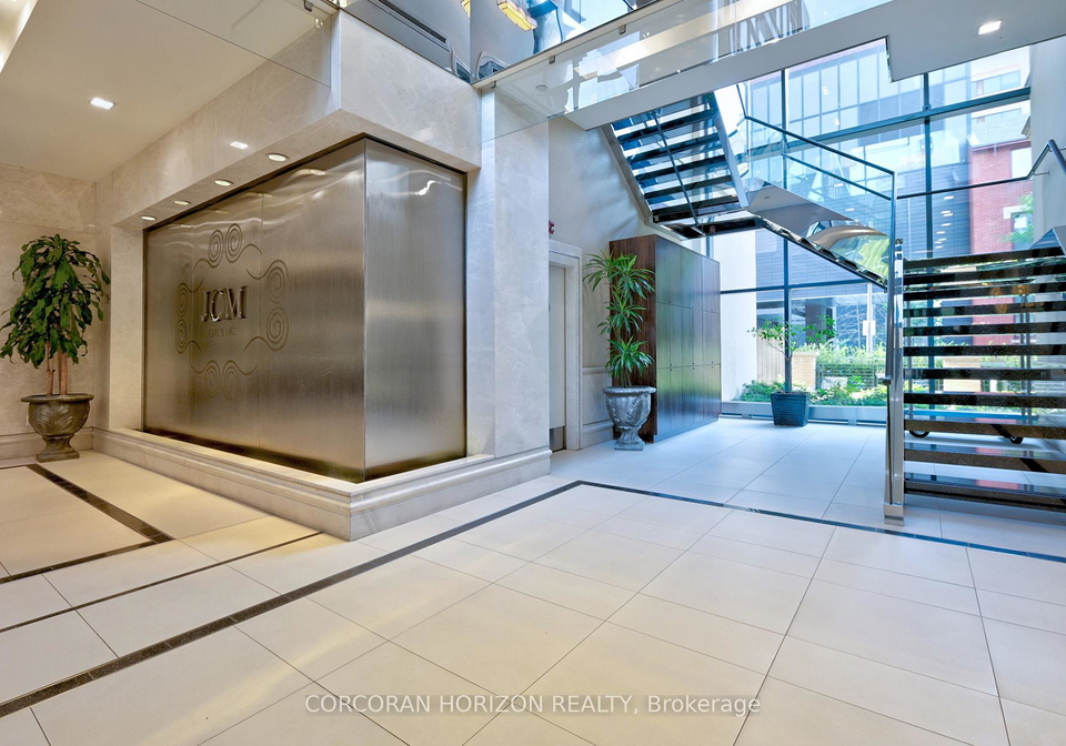 28-linden-street-toronto-ontario-c12339797