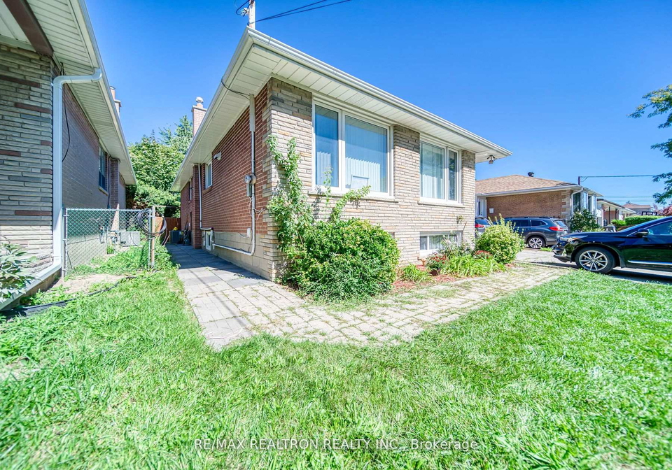 36-beaver-valley-road-toronto-ontario-c12339891