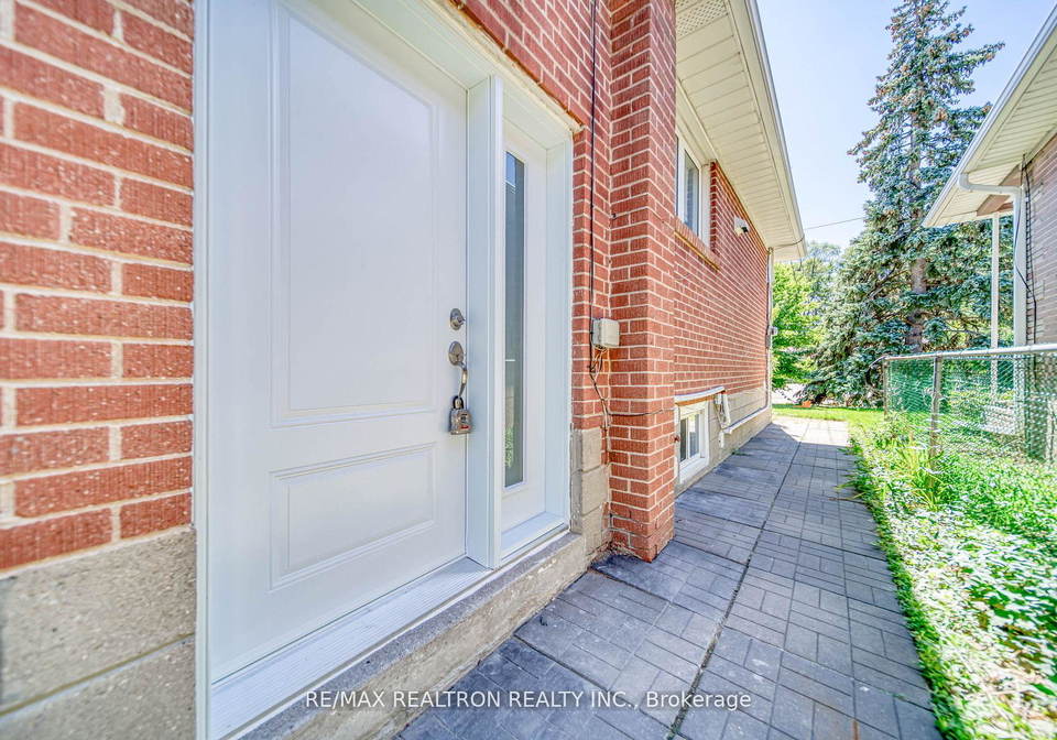36-beaver-valley-road-toronto-ontario-c12339891