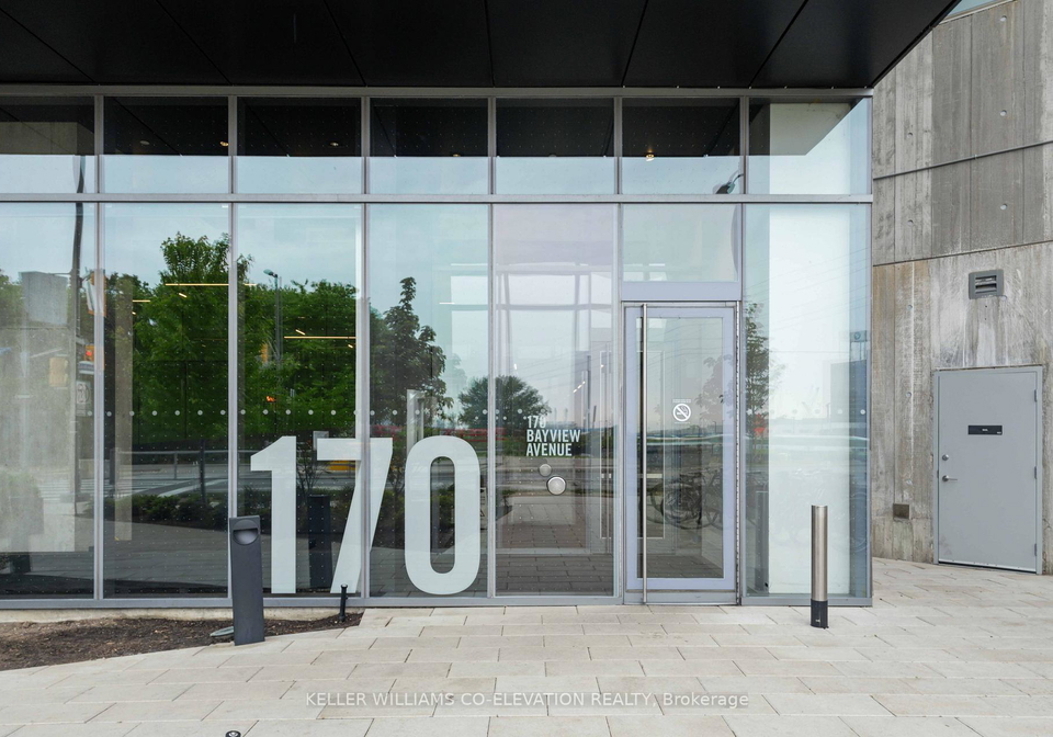 170-bayview-avenue-toronto-ontario-c12339897