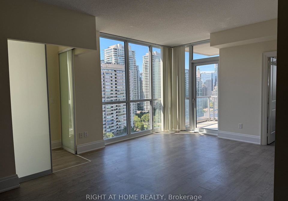 88-sheppard-avenue-e-north-york-ontario-c12339933