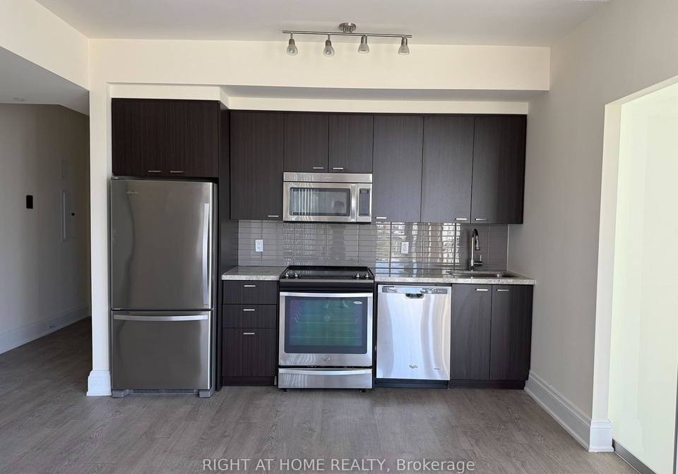 88-sheppard-avenue-e-north-york-ontario-c12339933