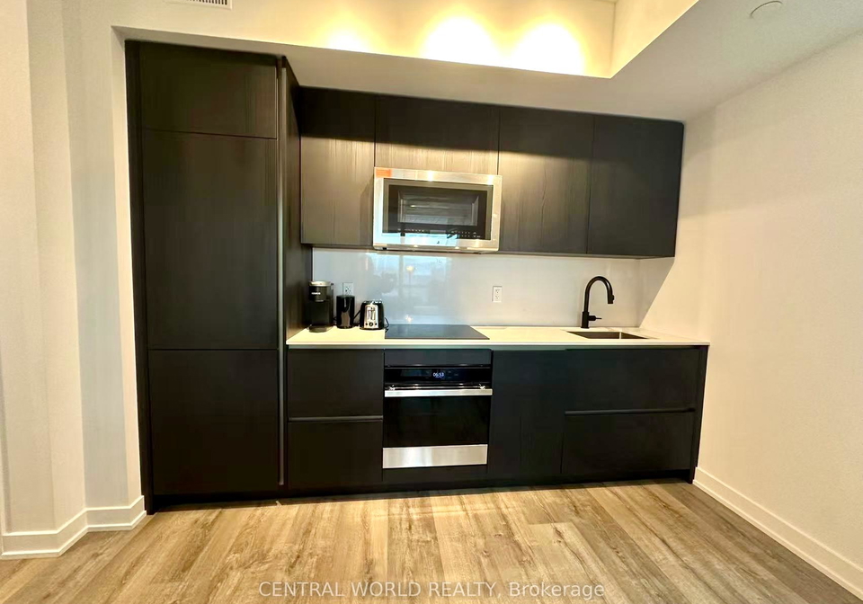 327-king-street-w-toronto-ontario-c12340175