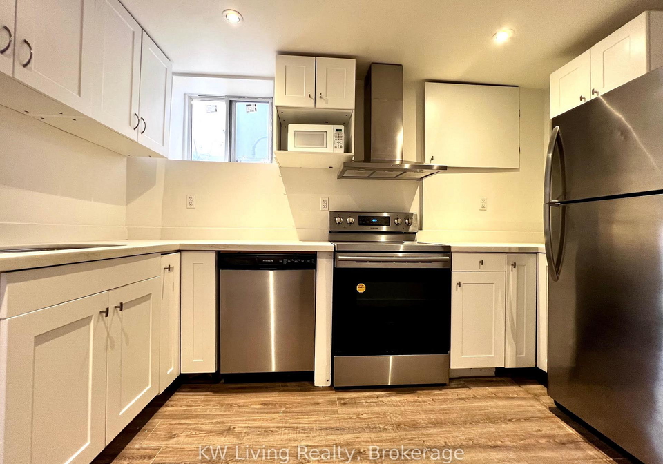 148-roselawn-avenue-toronto-ontario-c12340197