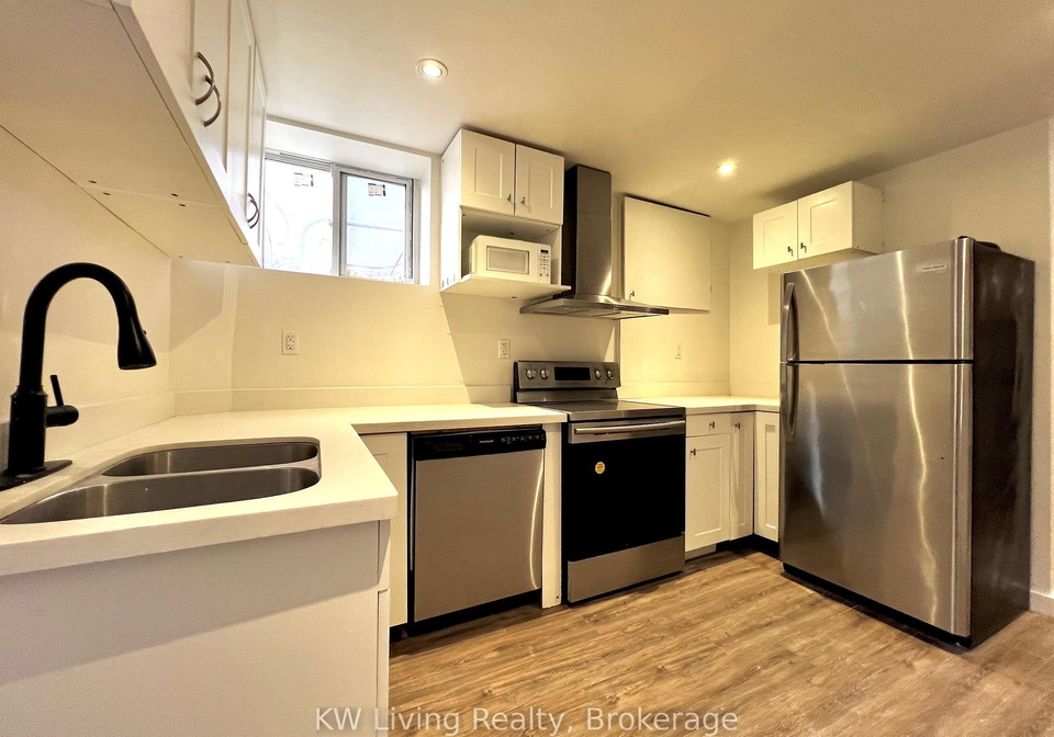 148-roselawn-avenue-toronto-ontario-c12340197