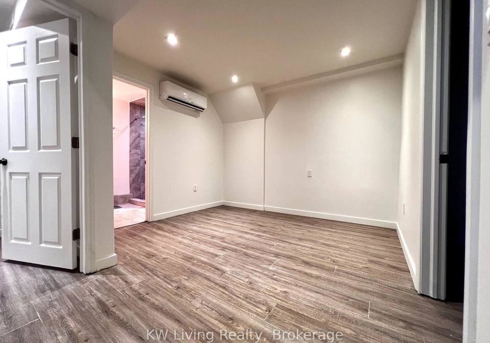 148-roselawn-avenue-toronto-ontario-c12340197