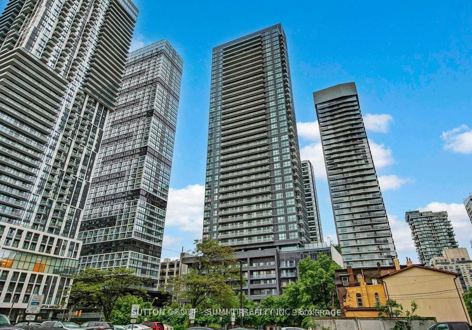 159-dundas-street-e-toronto-ontario-c12340289