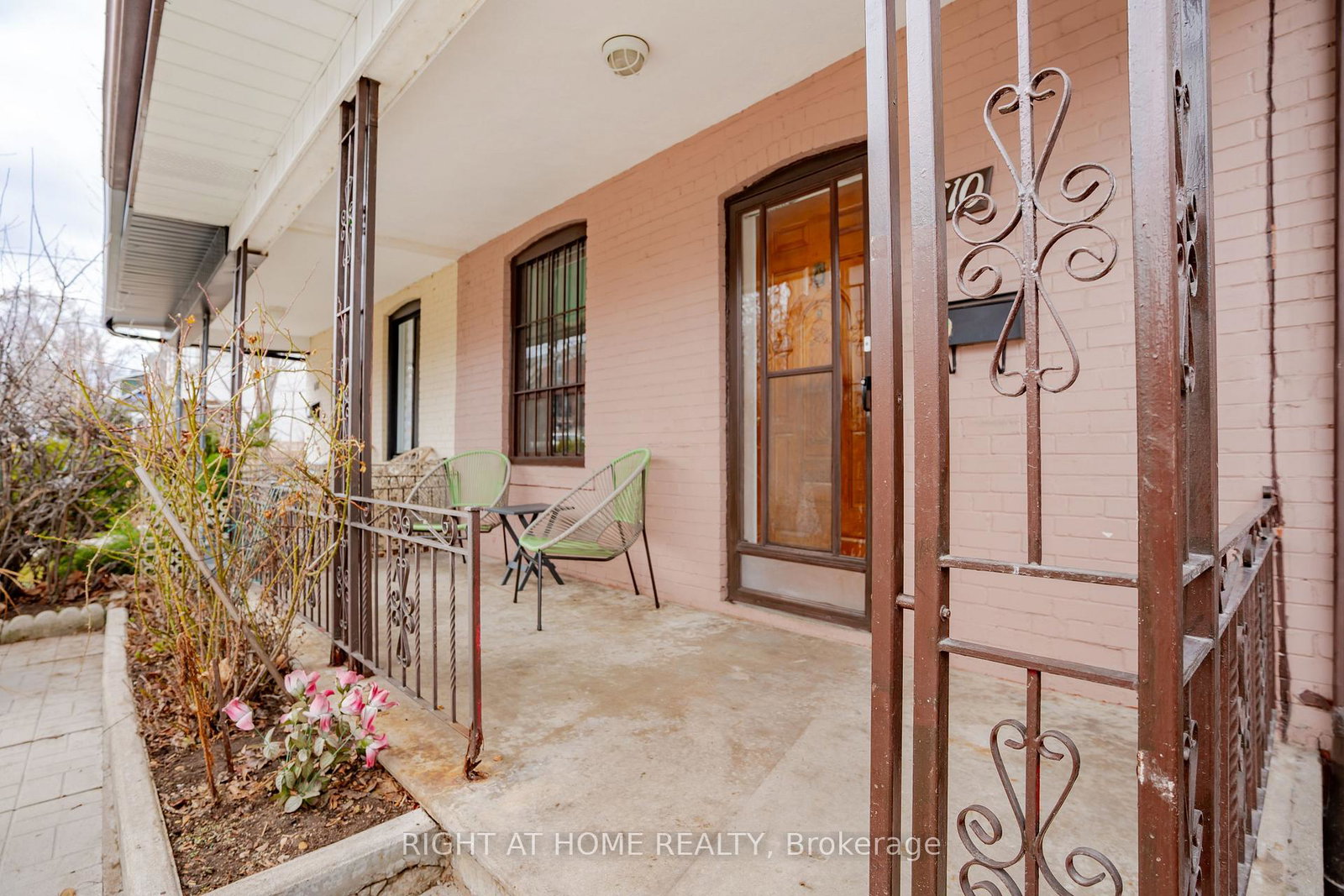 610-lauder-avenue-toronto-ontario-c12340330