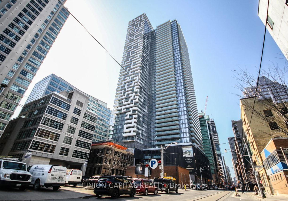 25-richmond-street-e-toronto-ontario-c12340394