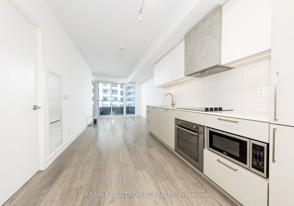 19-western-battery-road-toronto-ontario-c12340832