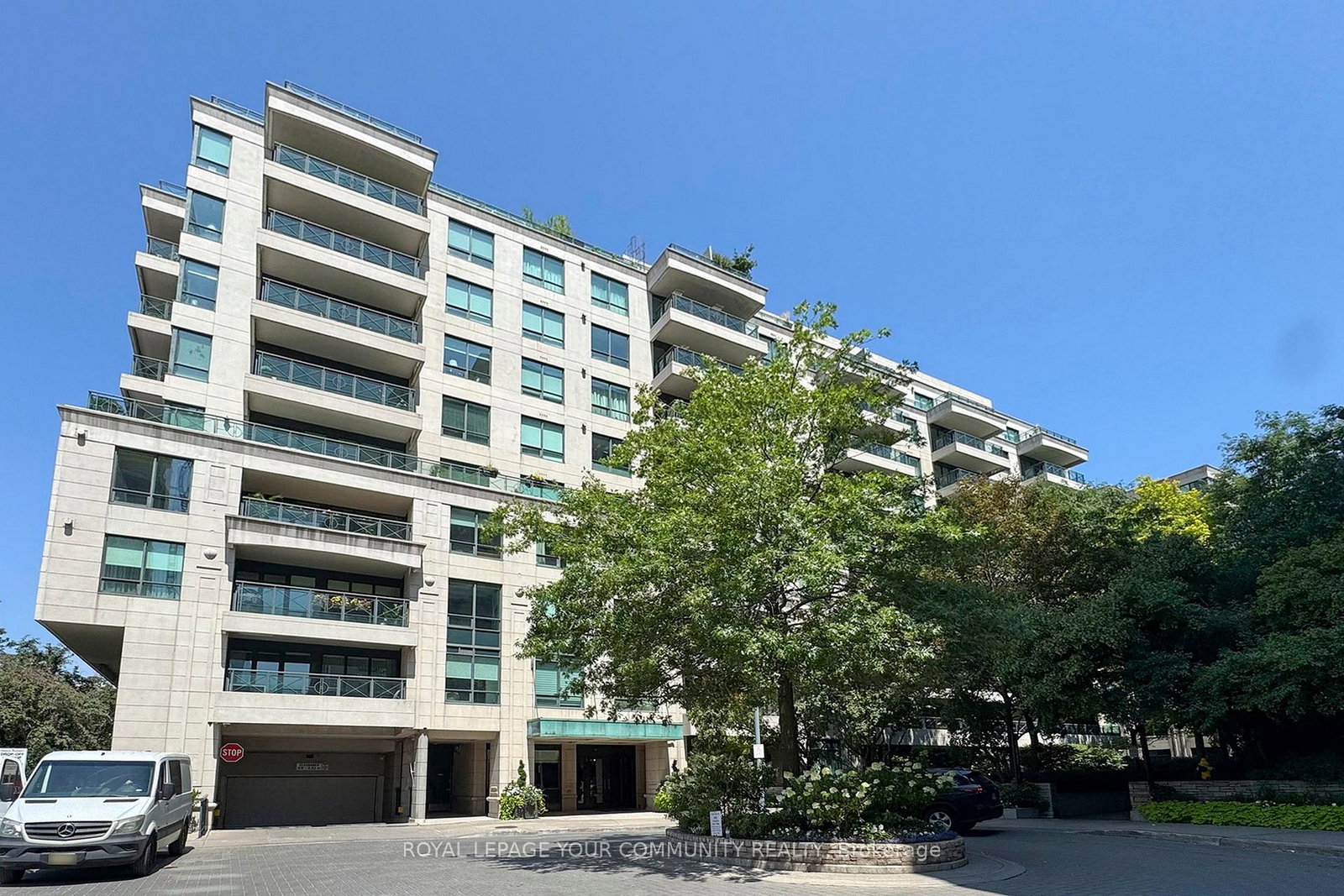 20-scrivener-square-toronto-ontario-c12340863