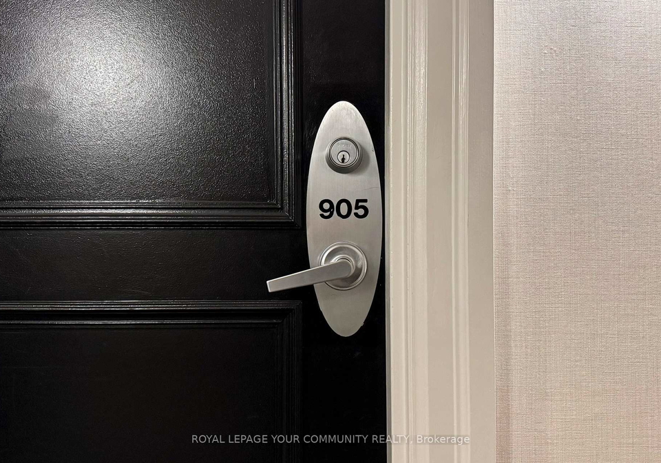 20-scrivener-square-toronto-ontario-c12340863