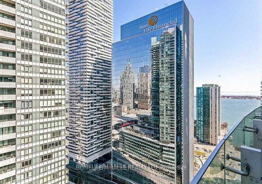 14-york-street-toronto-ontario-c12340896
