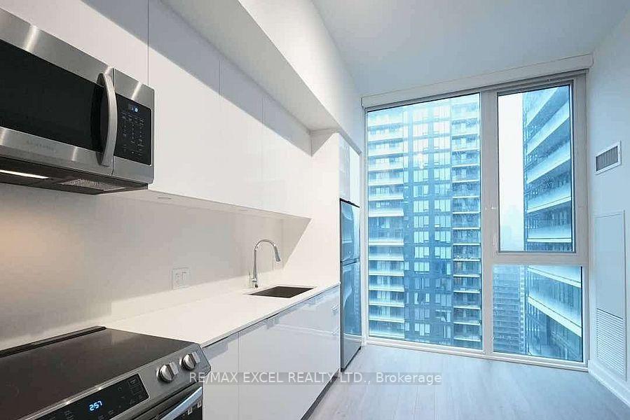 357-king-street-w-toronto-ontario-c12340919