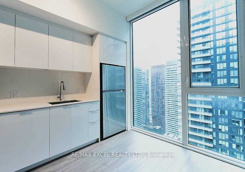 357-king-street-w-toronto-ontario-c12340919
