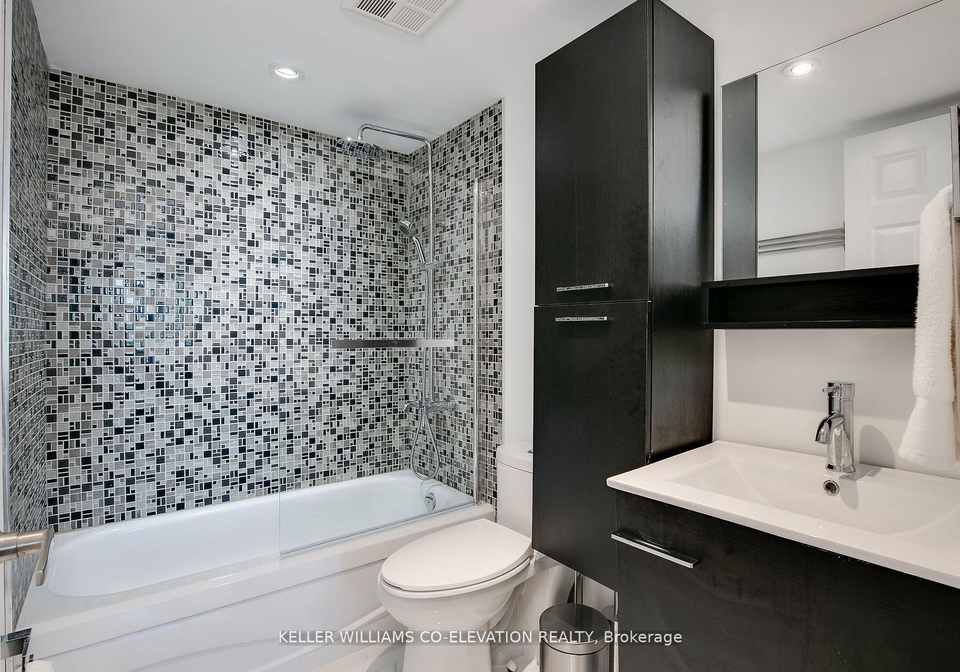 40-scollard-street-s-toronto-ontario-c12340974