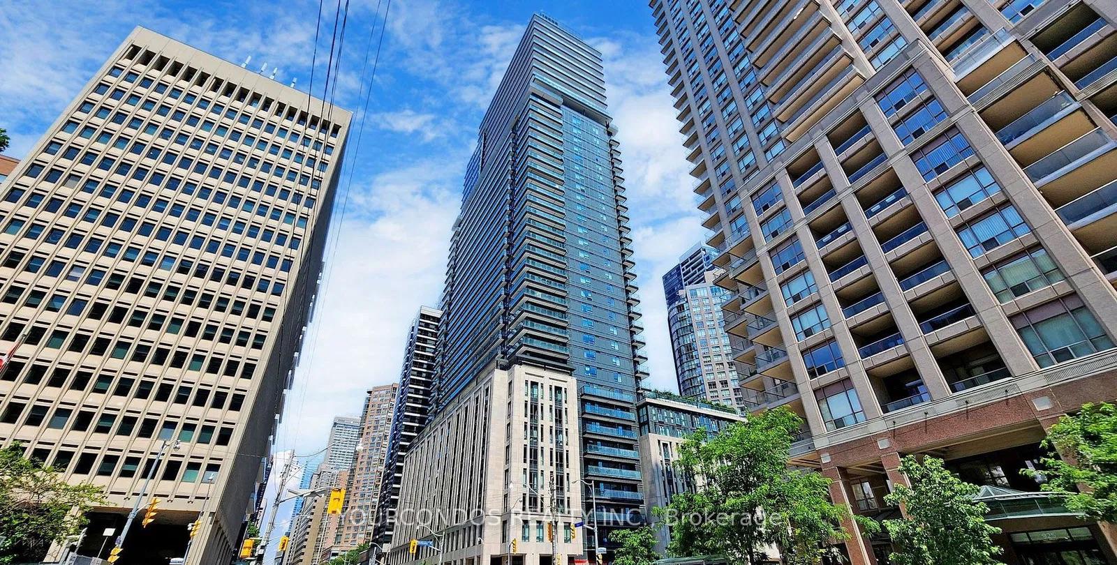955-bay-street-toronto-ontario-c12341014