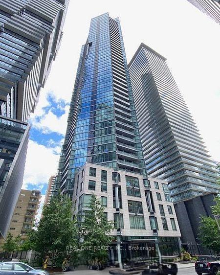45-charles-street-e-toronto-ontario-c12341033