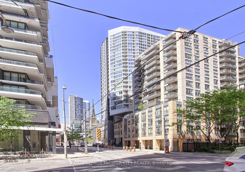 68-shuter-street-s-toronto-ontario-c12341252